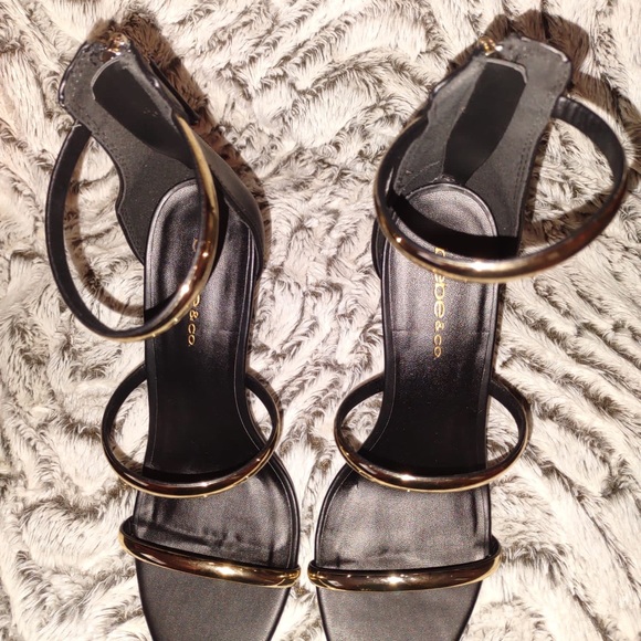 BEBE high heels - Picture 2 of 5